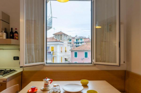 JOIVY Apt for 4, metres from beach, in Sestri Levante Sestri Levante
